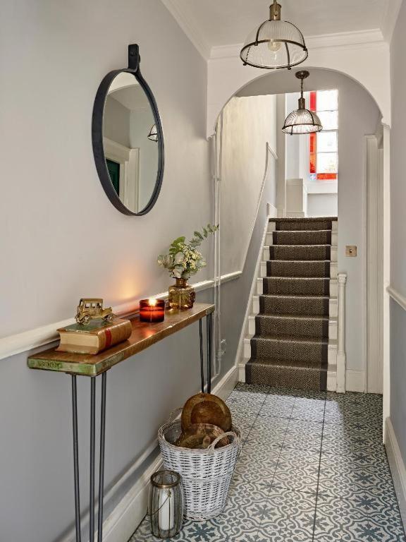 Maisonette With Hot Tub At 13 Rivers Street Apartment Bath
