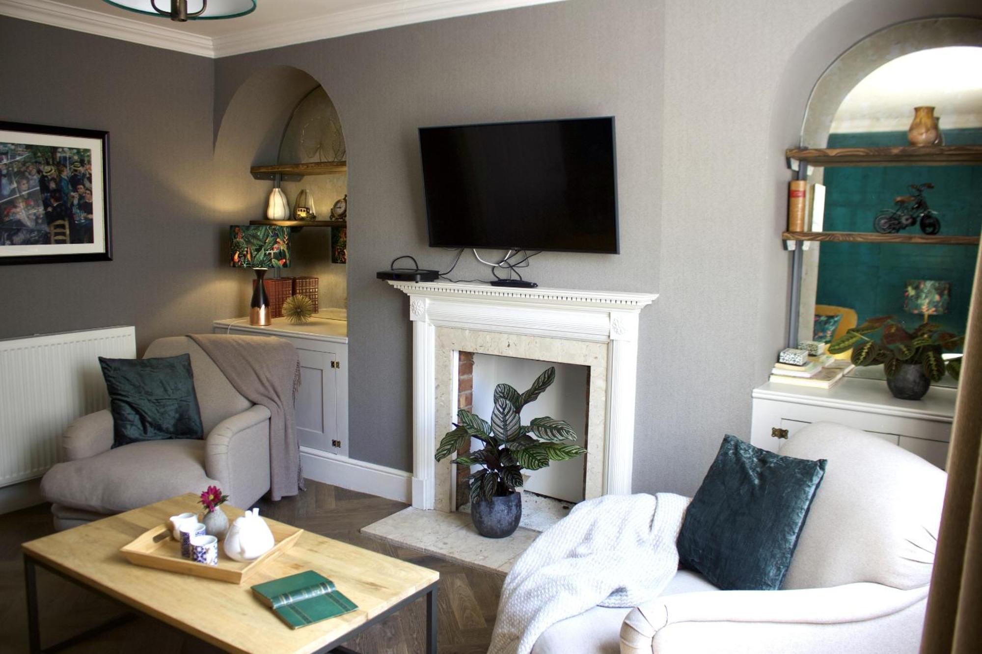 Apartment Maisonette With Hot Tub At 13 Rivers Street Bath
